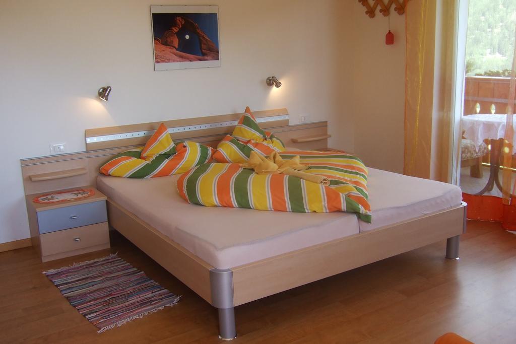 Gasthaus Jaufenblick San Martino In Passiria  Room photo